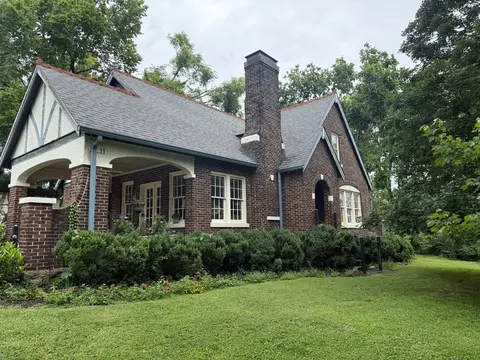 2011 Natchez Trce, Nashville, TN 37212