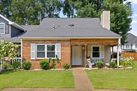 1299 Greenbrook Ln, Hixson, TN 37343