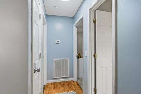 Entry Way - 6425 Highway 25 E, Springfield, TN 37172 photo 2 of 3