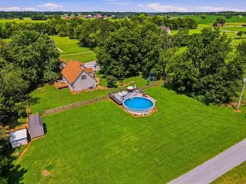 View/Area - 6425 Highway 25 E, Springfield, TN 37172 photo 6 of 9
