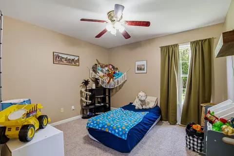 Bedroom - 6425 Highway 25 E, Springfield, TN 37172 photo 1 of 8