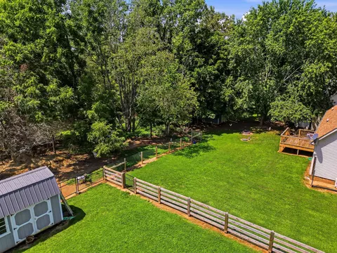 Exterior - 6425 Highway 25 E, Springfield, TN 37172 photo 17 of 23