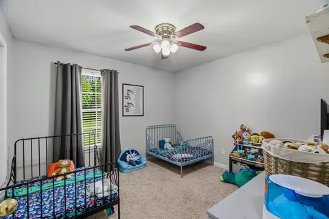 Bedroom - 6425 Highway 25 E, Springfield, TN 37172 photo 3 of 8