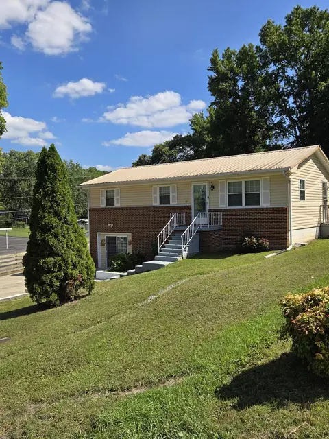 1220 28th St SE, Cleveland, TN 37323