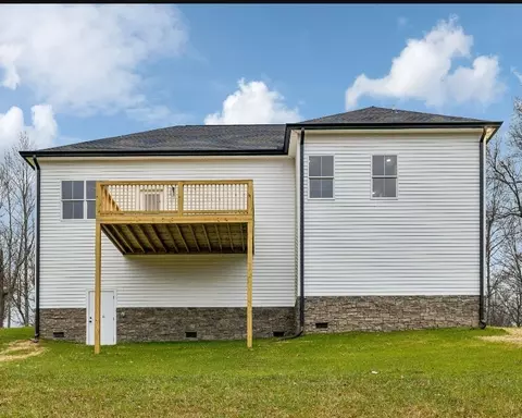 Exterior - 527 Hog Back Ridge Rd, Bethpage, TN 37022 photo 9 of 11
