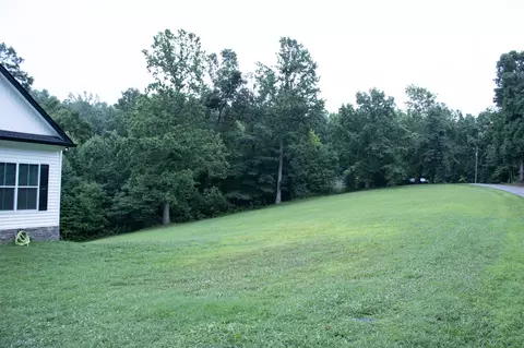 Exterior - 527 Hog Back Ridge Rd, Bethpage, TN 37022 photo 3 of 11