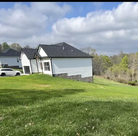 Exterior - 527 Hog Back Ridge Rd, Bethpage, TN 37022 photo 5 of 11