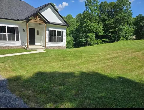 Exterior - 527 Hog Back Ridge Rd, Bethpage, TN 37022 photo 4 of 11