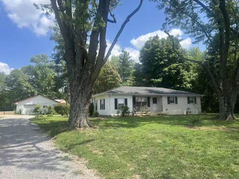 575 Jackson Rd, Portland, TN 37148