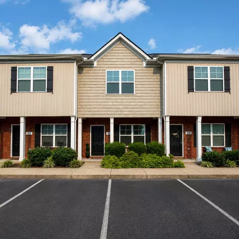 Exterior - 820 Staten Dr, Murfreesboro, TN 37128 photo 2 of 6