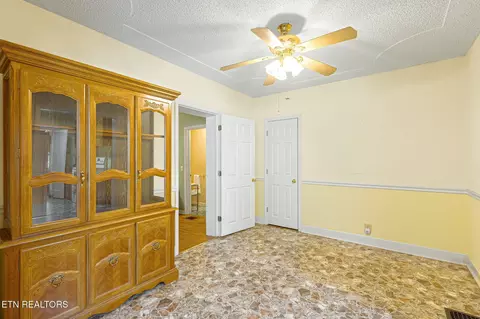 Dining - 679 N Wright Rd, Alcoa, TN 37701 photo 1 of 1