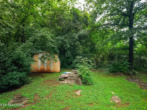 Exterior - 679 N Wright Rd, Alcoa, TN 37701 photo 7 of 11