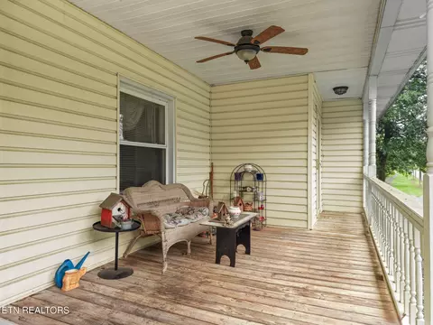 Exterior - 679 N Wright Rd, Alcoa, TN 37701 photo 10 of 11