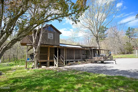 1941 Bluff Mountain Rd, Sevierville, TN 37876