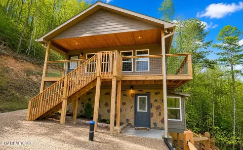 2912 Kettle Creek Way, Sevierville, TN 37876