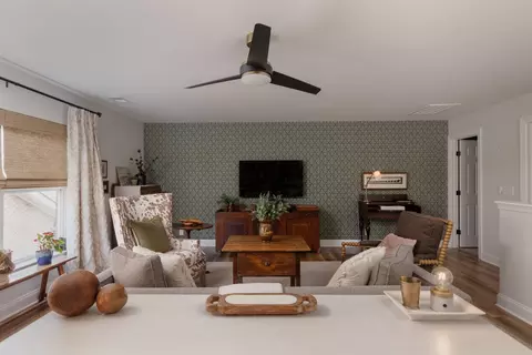 Living - 2024 Morrison Ave, Spring Hill, TN 37174 photo 3 of 3