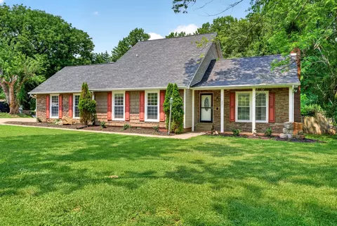 2851 Lawry Ln, Clarksville, TN 37043