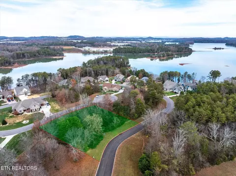 71 Cardinal Way, Vonore, TN 37885