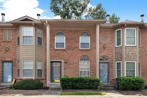 306 Hickory Pl, Nashville, TN 37214
