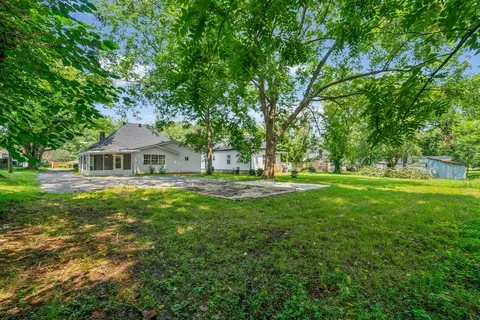 Exterior - 363 Third St, Guthrie, KY 42234 photo 8 of 12