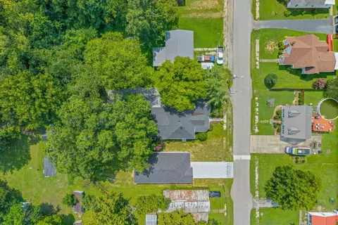 View/Area - 363 Third St, Guthrie, KY 42234 photo 2 of 2