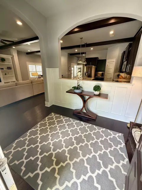Entry Way - 5964 Cottingham Dr, Murfreesboro, TN 37128 photo 9 of 10