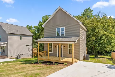 921 2nd St NE, Cleveland, TN 37311