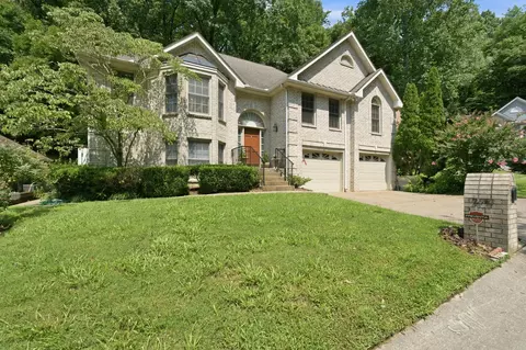 2953 Glenway Dr, Nashville, TN 37221