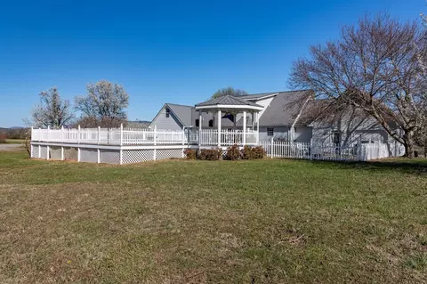 361 River Dr, Dunlap, TN 37327 photo 2