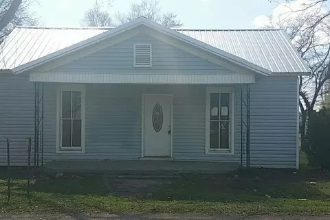 317 W 4th St, Jasper, TN 37347 photo 1