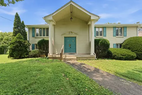 2031 Harbor Dr, Smyrna, TN 37167