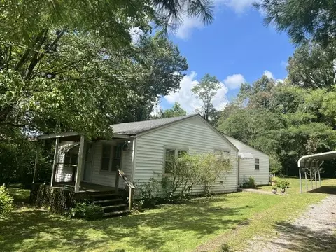 920 Highland Dr, Manchester, TN 37355