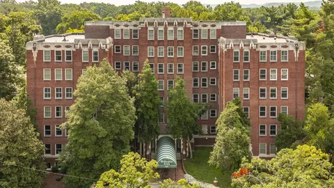 4225 Harding Pike #502, Nashville, TN 37205