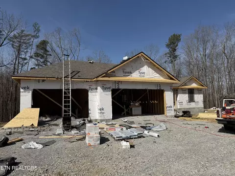 2160 Street Place Loop, Monterey, TN 38574