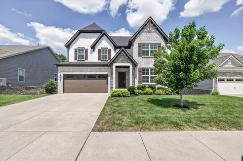 2020 Hedgelawn Dr, Lebanon, TN 37090