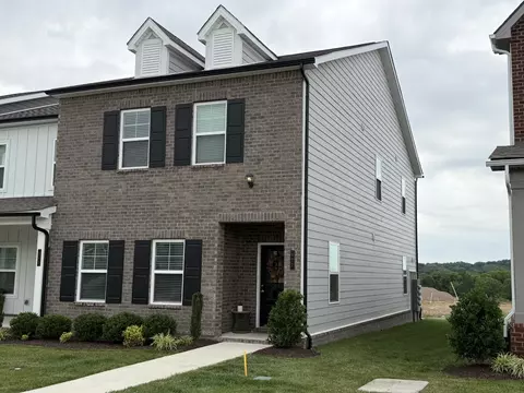 977 Nance Ln, Lebanon, TN 37087