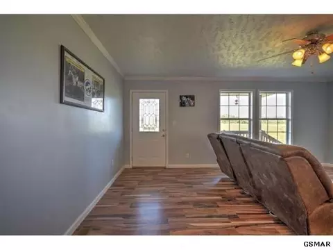 3039 Roaring Fork Rd, Greeneville, TN 37745 photo 2