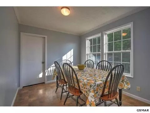 3039 Roaring Fork Rd, Greeneville, TN 37745 photo 8