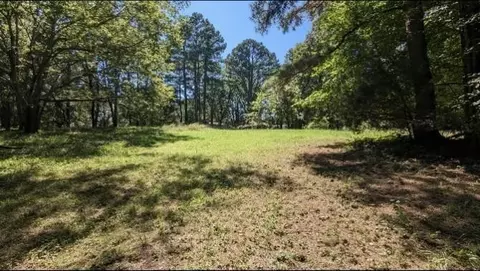 237 Hugh Hunter Rd, Oak Grove, KY 42262