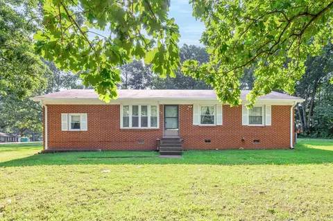 710 Glenn Ave, Lewisburg, TN 37091