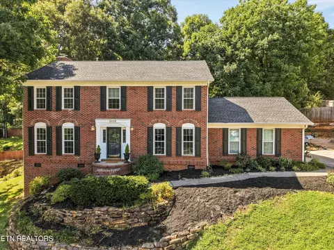 8409 Thornbury Ct, Knoxville, TN 37919