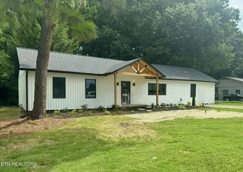 412 Sherwood Dr, Maryville, TN 37801