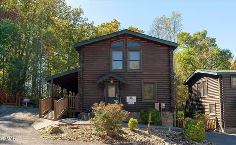 753 Glory Ridge Way, Gatlinburg, TN 37738