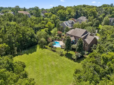 9510 Eldwick Dr, Brentwood, TN 37027