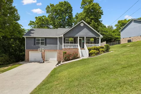 11 Hillside Dr, Ringgold, GA 30736