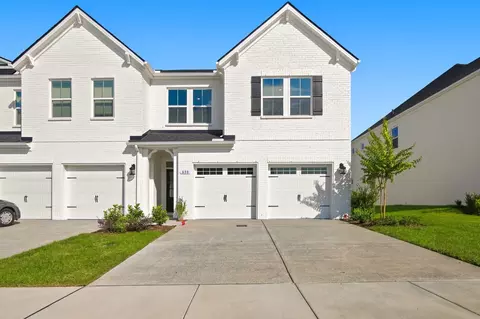 638 Club View Way, Mount Juliet, TN 37122