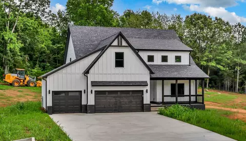 1717 Powell Rd, Clarksville, TN 37043