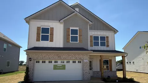 1362 English Oak Dr, Clarksville, TN 37043