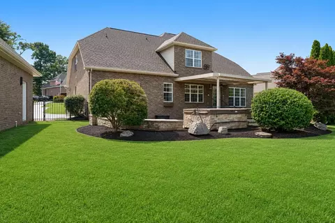 Exterior - 417 Eclipse Dr, Murfreesboro, TN 37129 photo 12 of 14