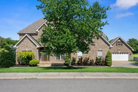 Exterior - 417 Eclipse Dr, Murfreesboro, TN 37129 photo 3 of 14